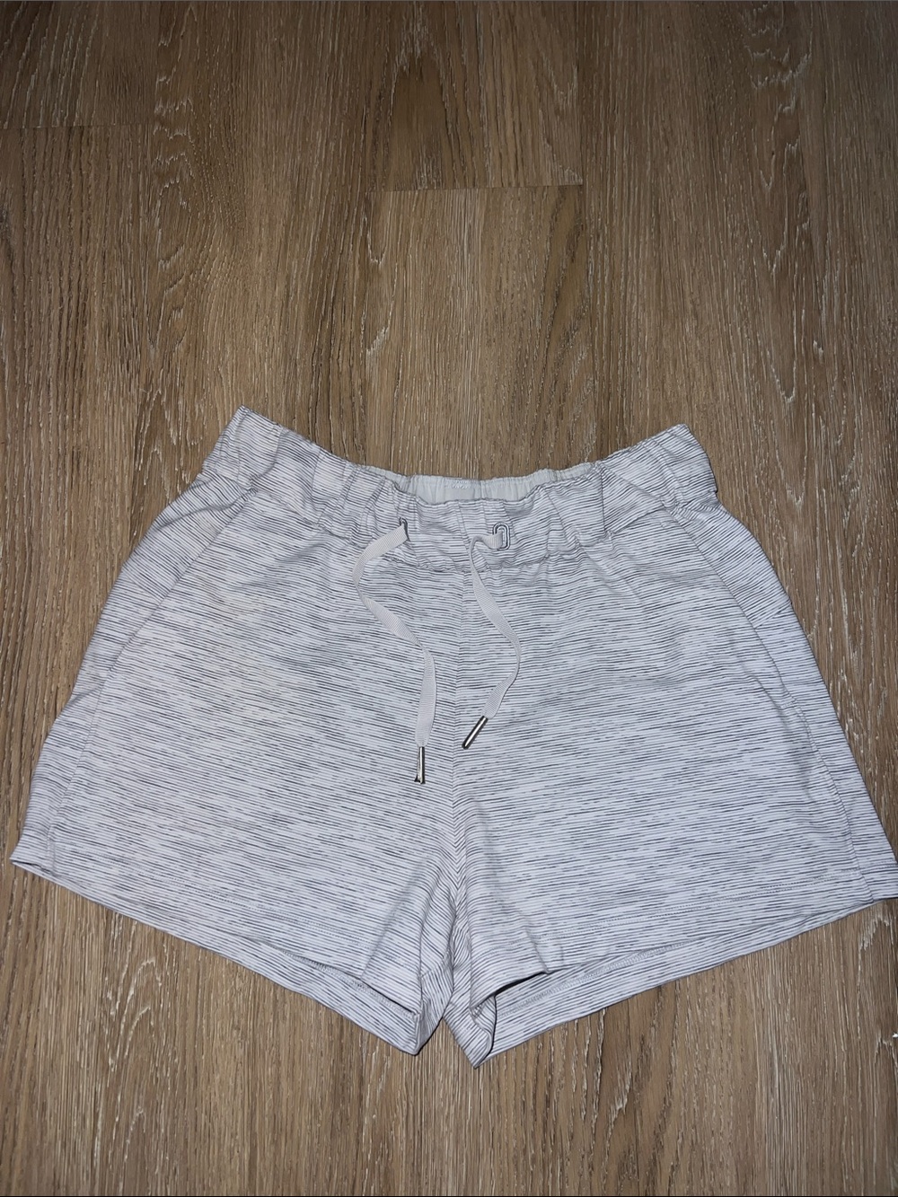 lululemon athletica Light Heather Gray Women's Athletic Drawstring Shorts